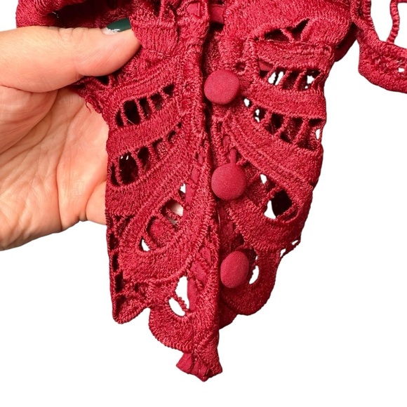 BEBE Red Bloodstone Placement Lace Crochet Women’s Blouse Sz S - Picture 7 of 12